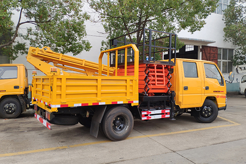 江鈴12米升降平臺式高空作業(yè)車(chē)