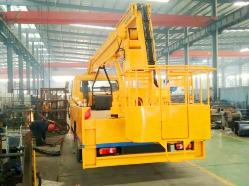 高空工作時(shí)該購買(mǎi)云梯車(chē)還是高空作業(yè)車(chē)