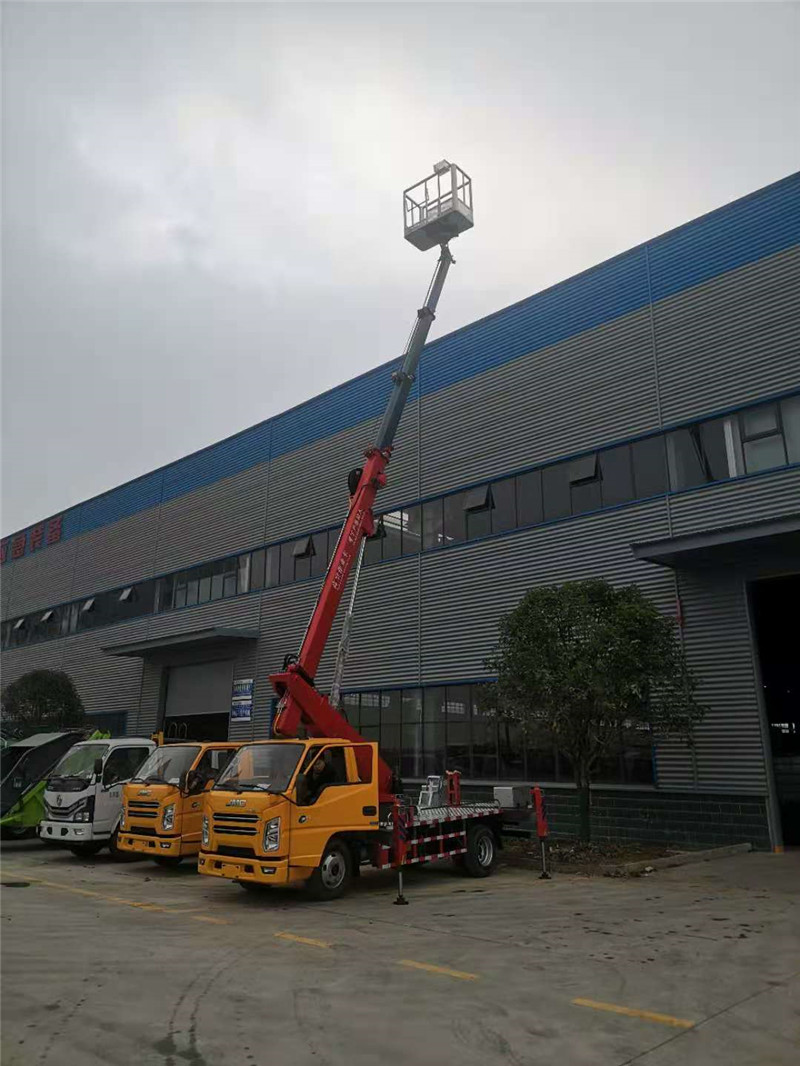國六23米藍牌直臂高空作業(yè)車(chē)介紹