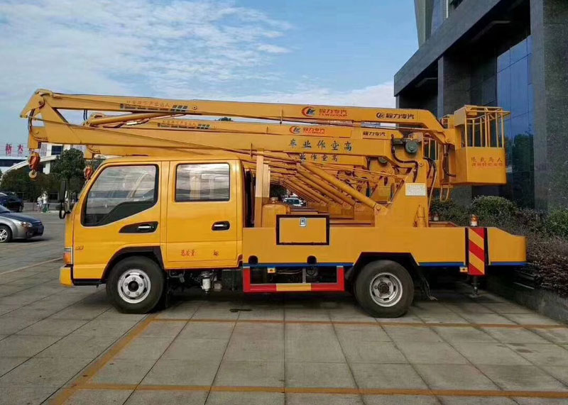 山東江淮駿鈴12米高空作業(yè)車(chē)8臺整裝待發(fā)