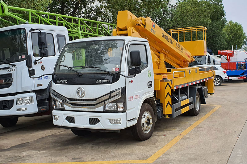 國六東風(fēng)多利卡18米直臂高空作業(yè)車(chē)
