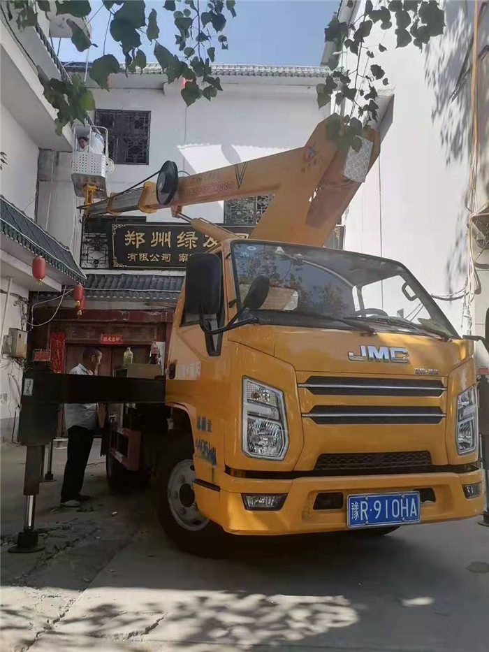 藍牌16米-18米高空作業(yè)車(chē)配置介紹