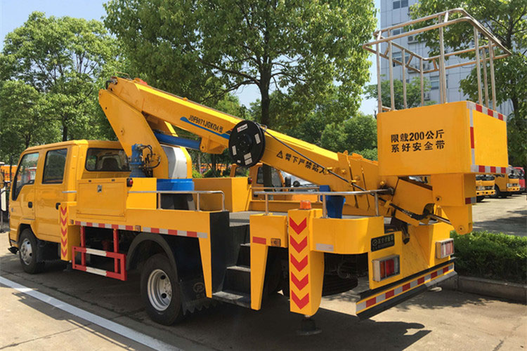 五十鈴20米伸縮臂攝影高空作業(yè)車(chē)
