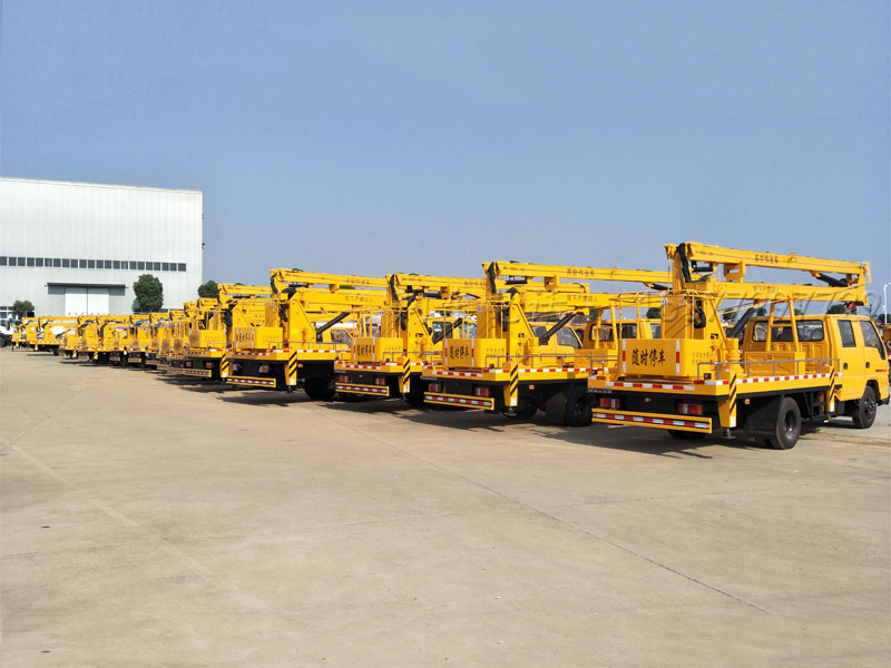 14米高空作業(yè)車(chē)-五十鈴曲臂式高空作業(yè)車(chē)