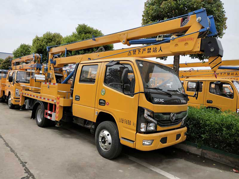 國六東風(fēng)雙排座14米高空作業(yè)車(chē)