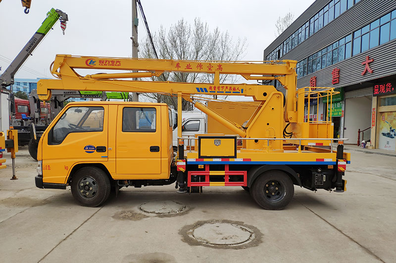 國六江鈴12米藍牌高空作業(yè)車(chē)