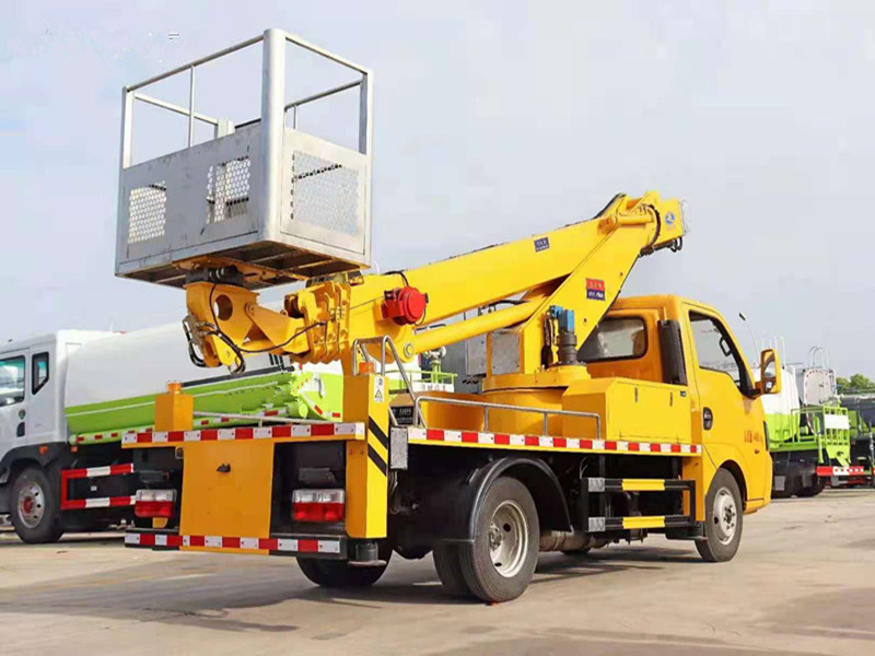國六東風(fēng)途逸藍牌20米高空作業(yè)車(chē)