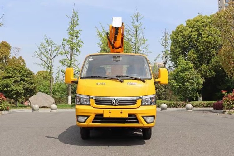 東風(fēng)途逸22米藍牌單排伸縮臂高空作業(yè)車(chē)