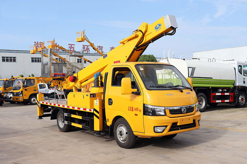 國六東風(fēng)途逸16米藍牌單排伸縮臂高空作業(yè)車(chē)