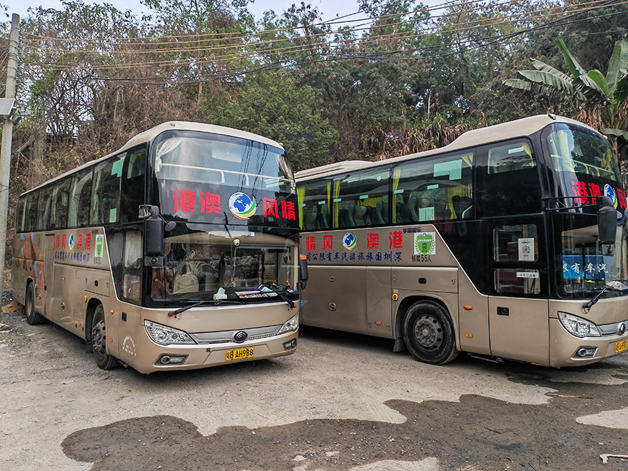 55座市際牌豪華大巴